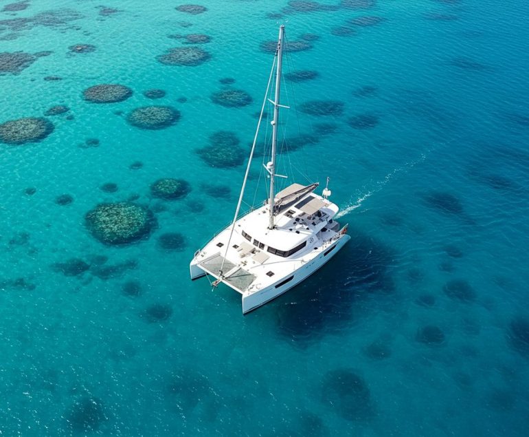 Sailing boat delivery service